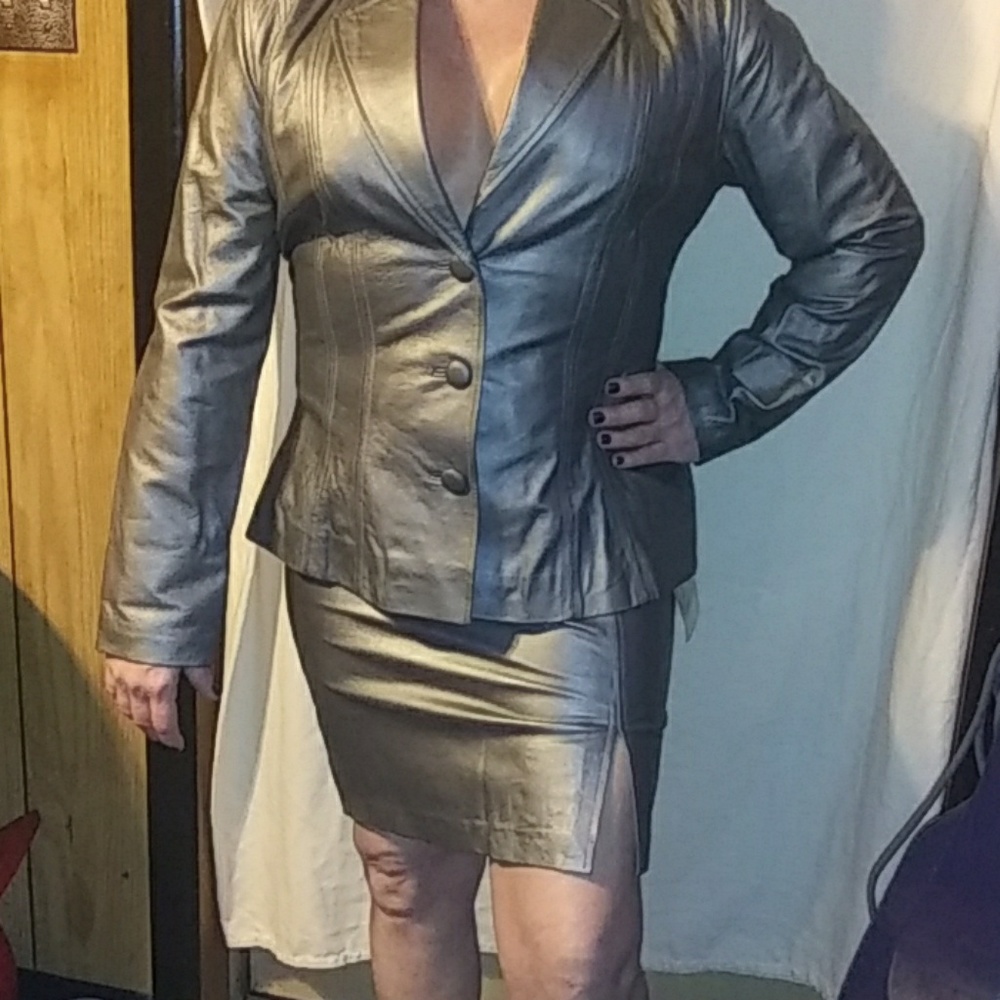 Metallic gray leather skirt n blazer set